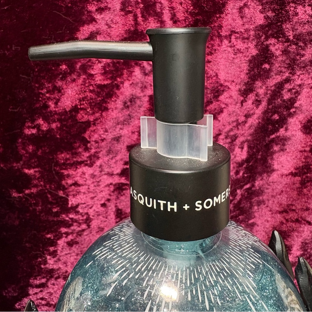 Halloween Spooky Season Fortune Teller Crystal Ball Black Liquorice Hand Soap - Picture 9 of 12